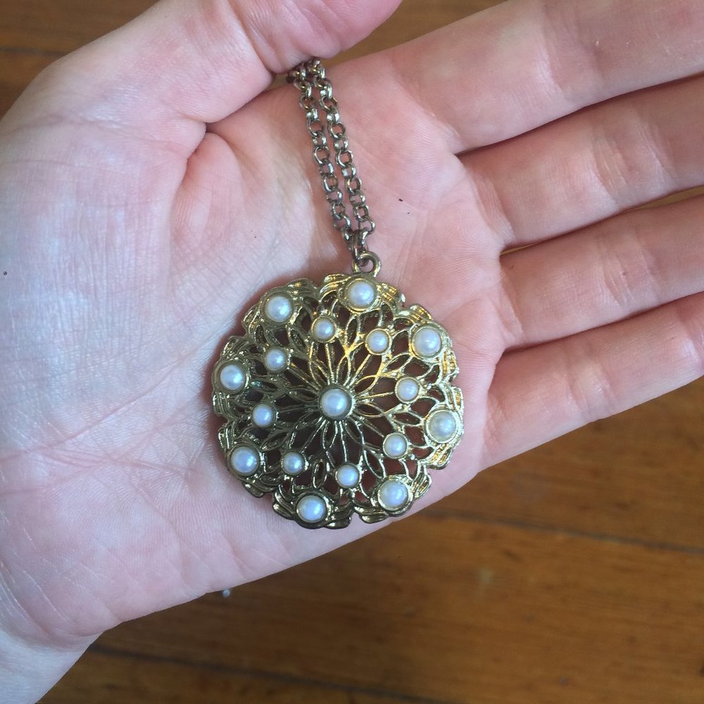 Gold and Pearl Long Necklace